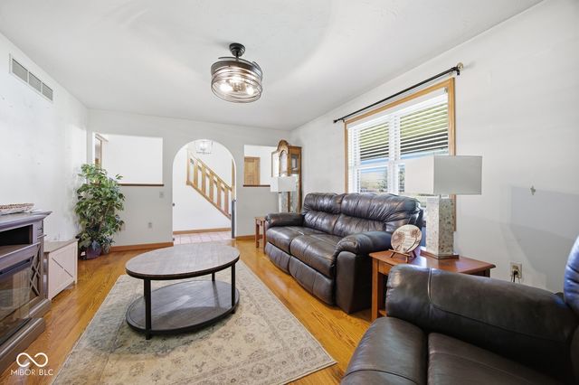 14314 N Morris Washington Street, Batesville, IN 47006