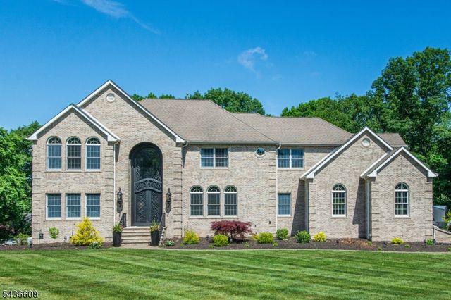 5 Jodilee Ln, Randolph Twp., NJ 07869