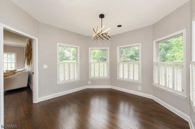 5 Jodilee Ln, Randolph Twp., NJ 07869