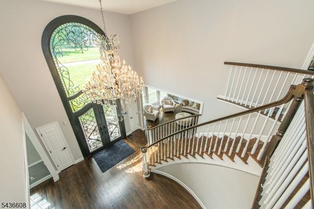 5 Jodilee Ln, Randolph Twp., NJ 07869