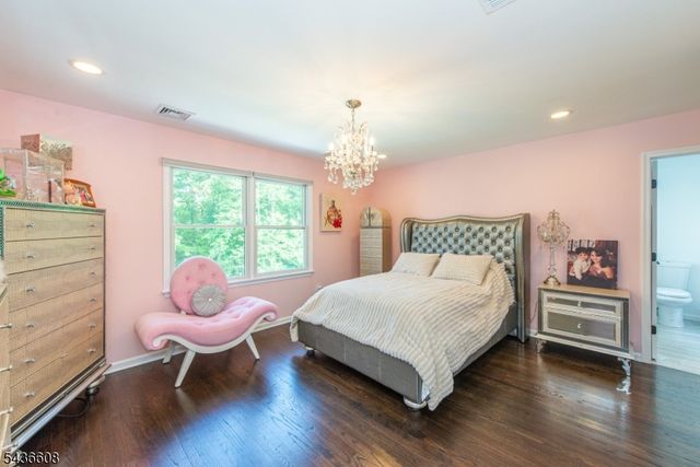 5 Jodilee Ln, Randolph Twp., NJ 07869