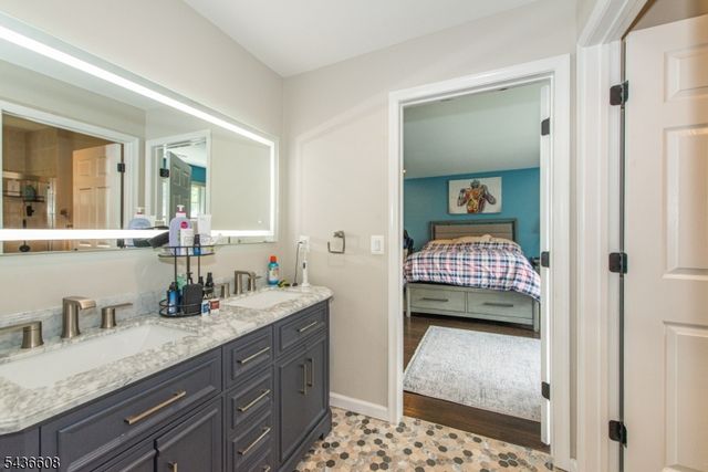 5 Jodilee Ln, Randolph Twp., NJ 07869