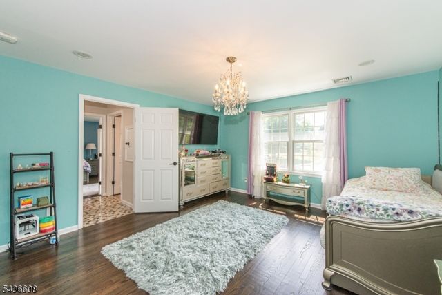 5 Jodilee Ln, Randolph Twp., NJ 07869