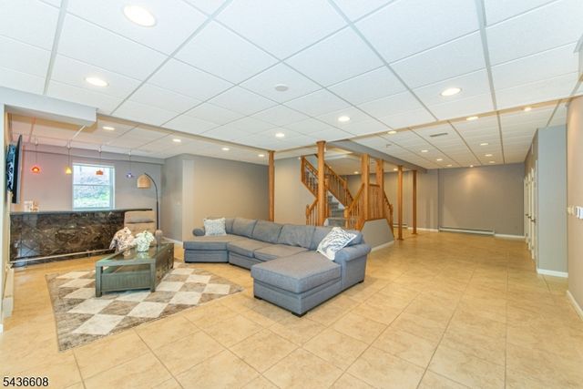 5 Jodilee Ln, Randolph Twp., NJ 07869