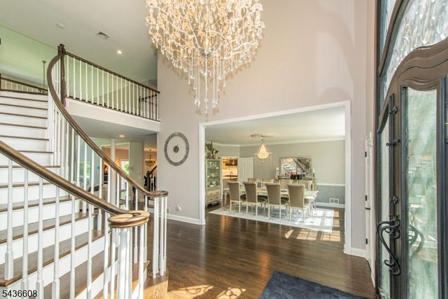 5 Jodilee Ln, Randolph Twp., NJ 07869