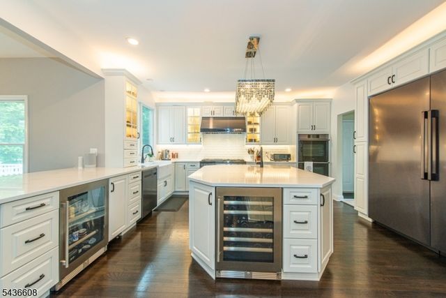 5 Jodilee Ln, Randolph Twp., NJ 07869