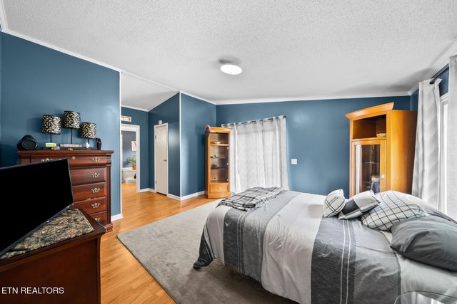 642 Daymon Circle, Crossville, TN 38572