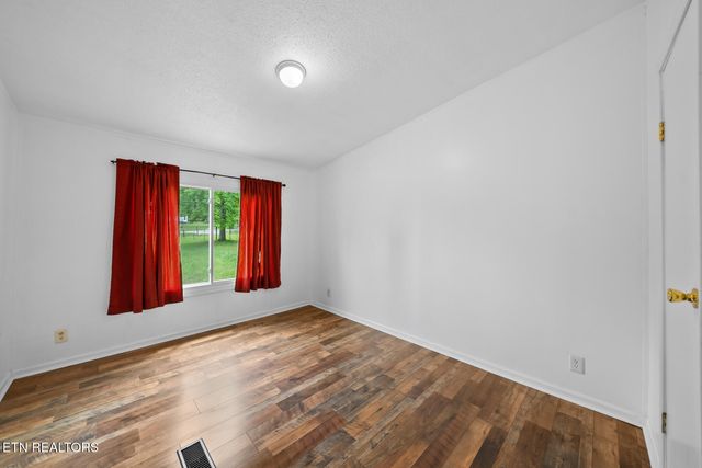 642 Daymon Circle, Crossville, TN 38572