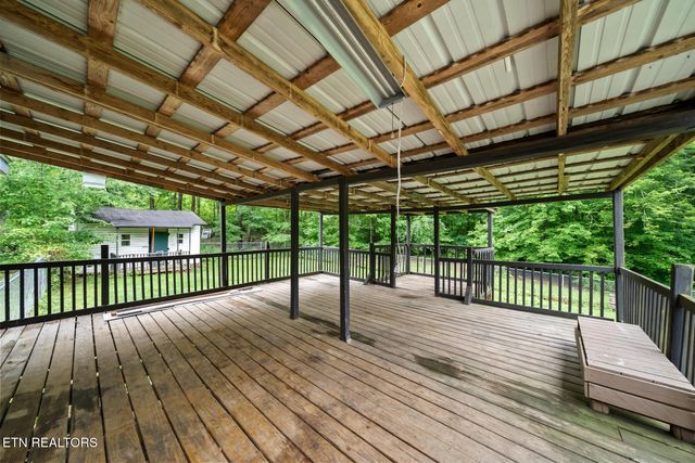 642 Daymon Circle, Crossville, TN 38572