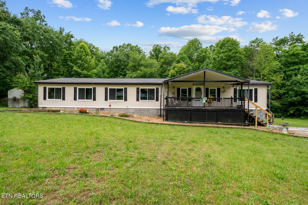 642 Daymon Circle, Crossville, TN 38572