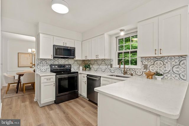 9065 NORTHEDGE DR, Springfield, VA 22153