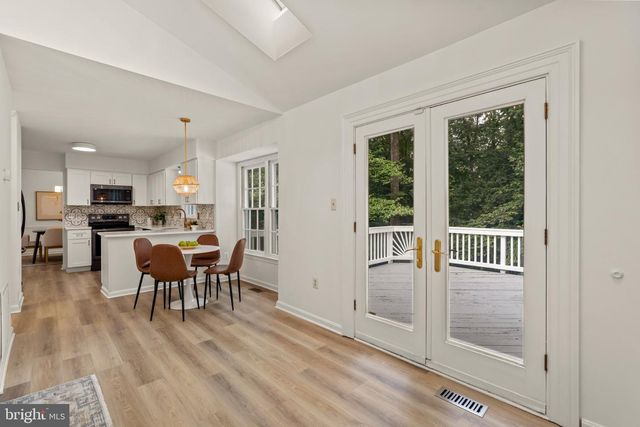 9065 NORTHEDGE DR, Springfield, VA 22153