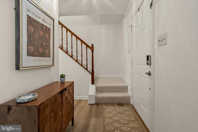 9065 NORTHEDGE DR, Springfield, VA 22153