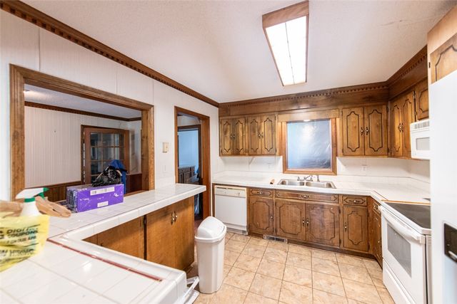 107 Meadow Drive, Seneca, SC 29678