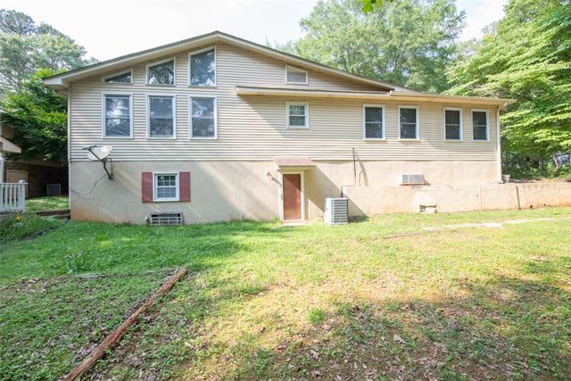 107 Meadow Drive, Seneca, SC 29678
