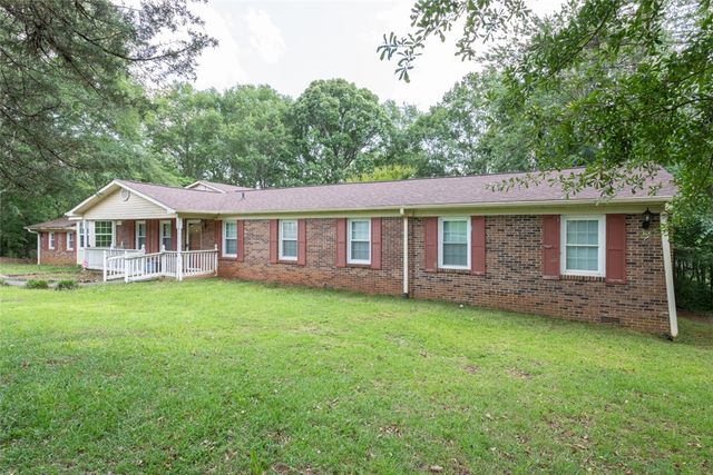 107 Meadow Drive, Seneca, SC 29678