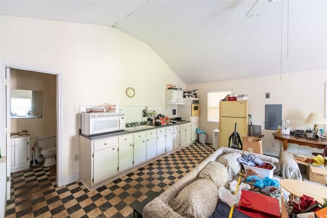 107 Meadow Drive, Seneca, SC 29678