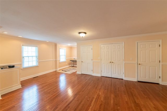 107 Meadow Drive, Seneca, SC 29678