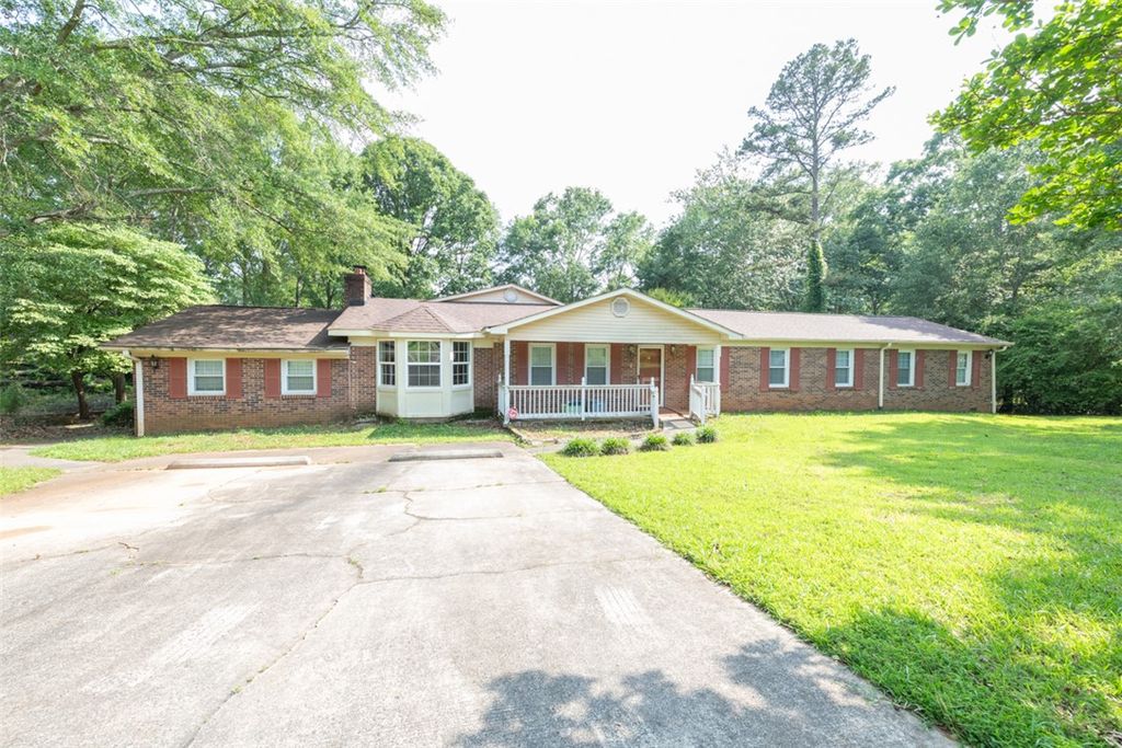 107 Meadow Drive, Seneca, SC 29678