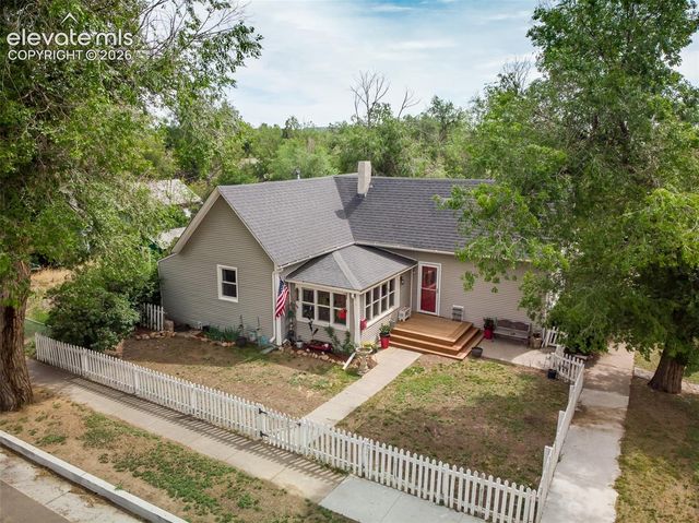 803 N Walnut Street, Colorado Springs, CO 80905