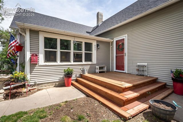 803 N Walnut Street, Colorado Springs, CO 80905