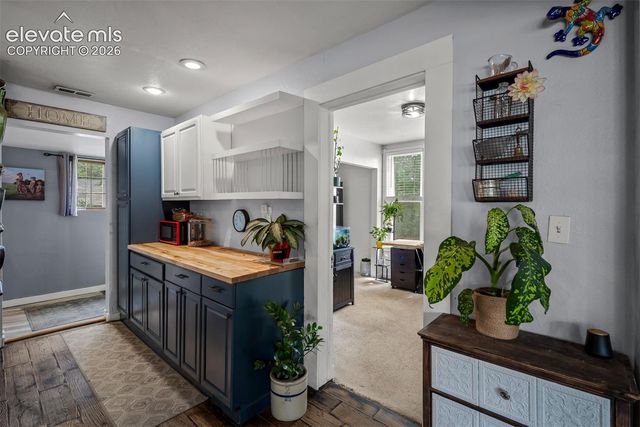 803 N Walnut Street, Colorado Springs, CO 80905