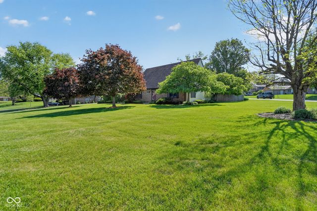 5778 Douglas Way, Anderson, IN 46013