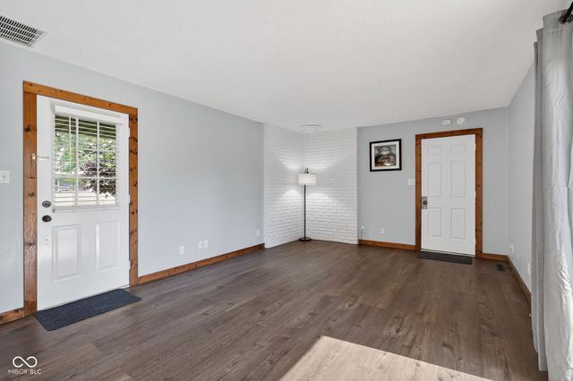 5778 Douglas Way, Anderson, IN 46013