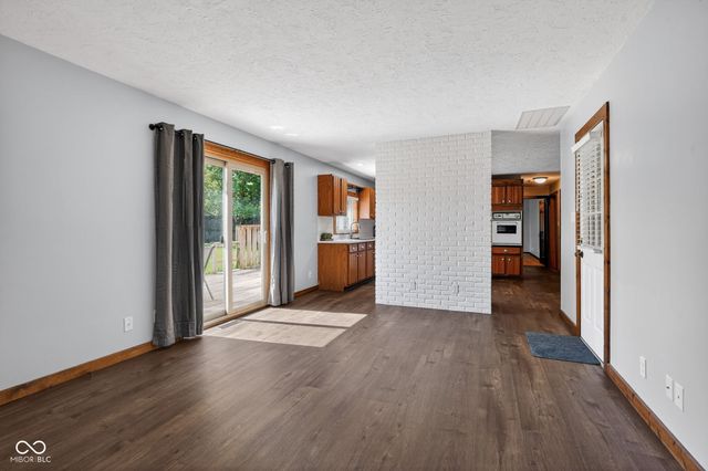 5778 Douglas Way, Anderson, IN 46013
