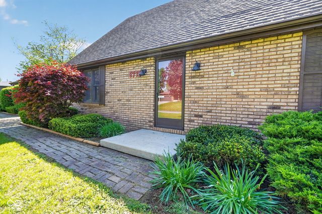 5778 Douglas Way, Anderson, IN 46013