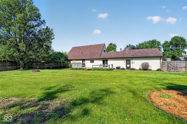 5778 Douglas Way, Anderson, IN 46013