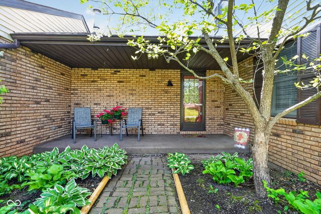 5778 Douglas Way, Anderson, IN 46013