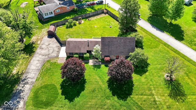 5778 Douglas Way, Anderson, IN 46013