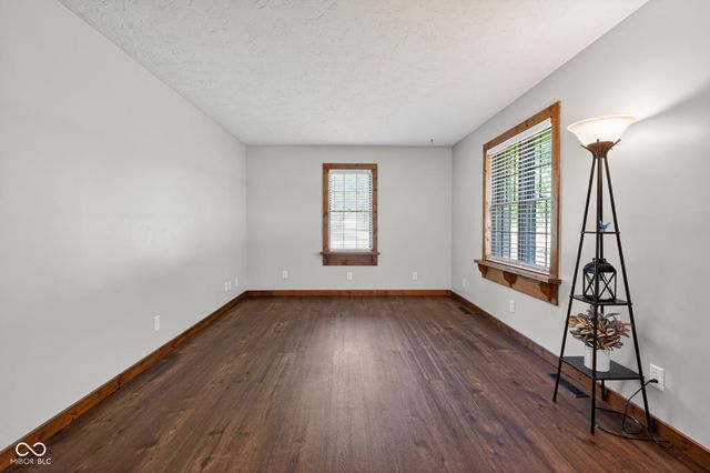 5778 Douglas Way, Anderson, IN 46013