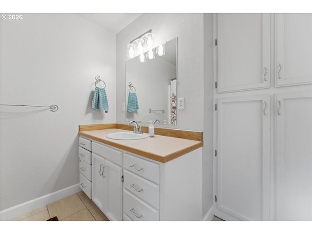 16611 Ne 188TH Ave, Brush Prairie, WA 98606