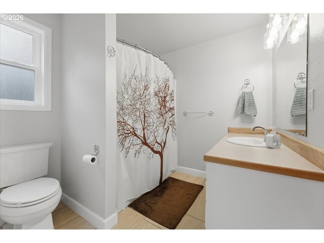 16611 Ne 188TH Ave, Brush Prairie, WA 98606