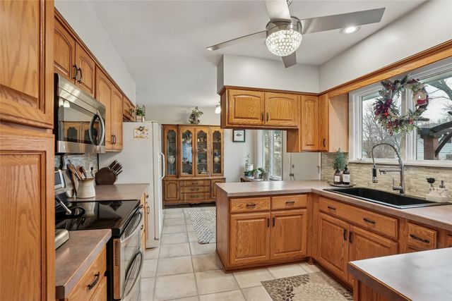 510 Cindy Lane, Knoxville, IA 50138