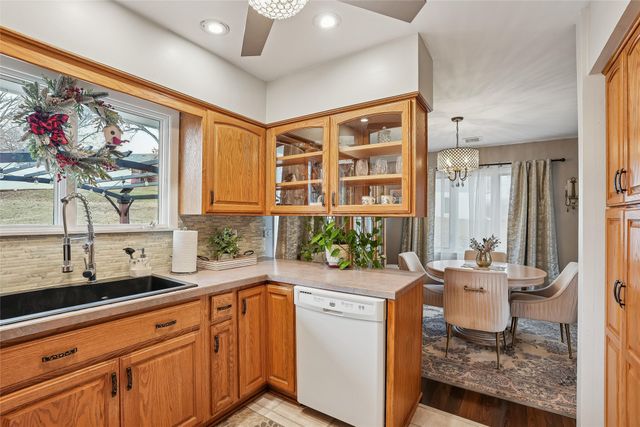 510 Cindy Lane, Knoxville, IA 50138