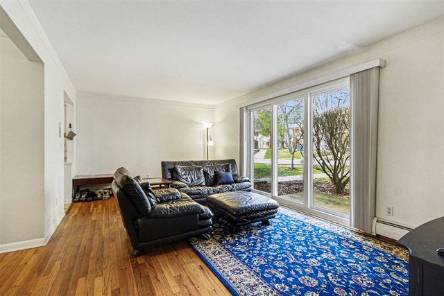 1257 Island Drive 101, Ann Arbor, MI 48105