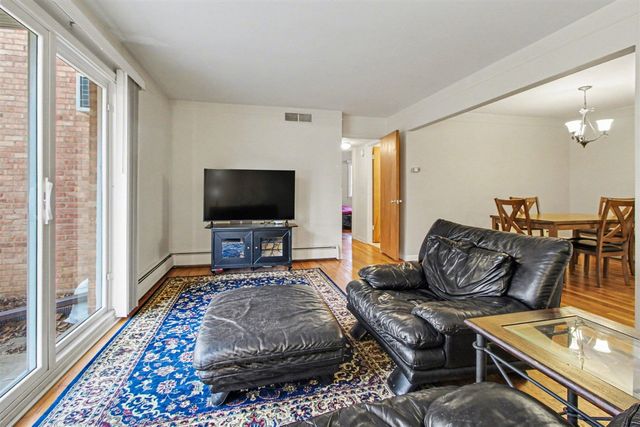 1257 Island Drive 101, Ann Arbor, MI 48105