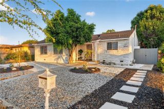 18952 Victory, Tarzana, CA 91335