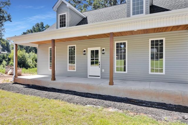 127 Boxwood Lane, Anderson, SC 29621