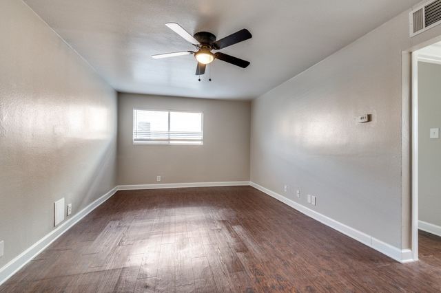 4915 Reiger Avenue F, Dallas, TX 75214