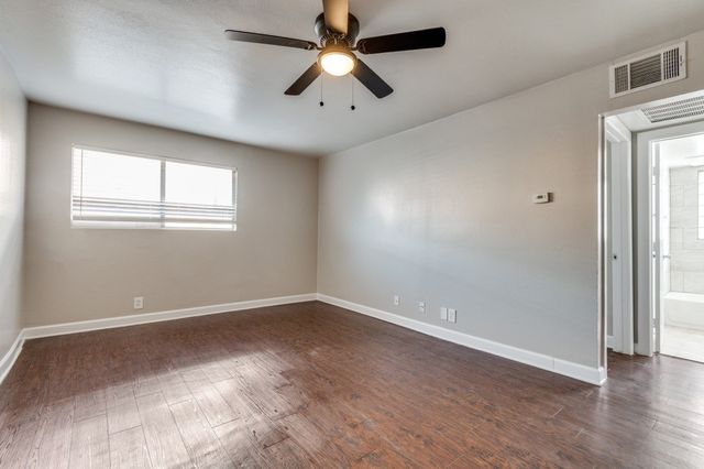 4915 Reiger Avenue F, Dallas, TX 75214