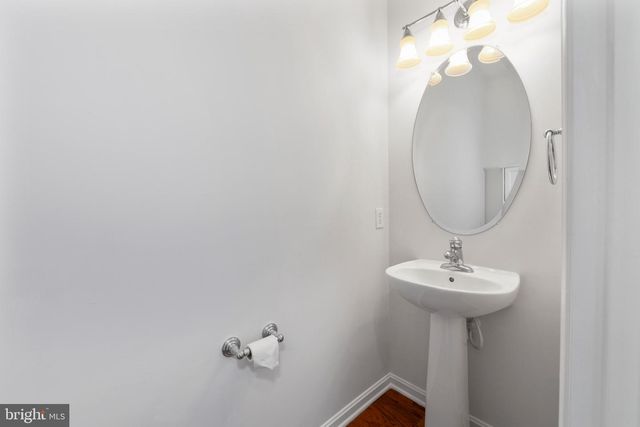 6 STOKES AVE, Voorhees, NJ 08043