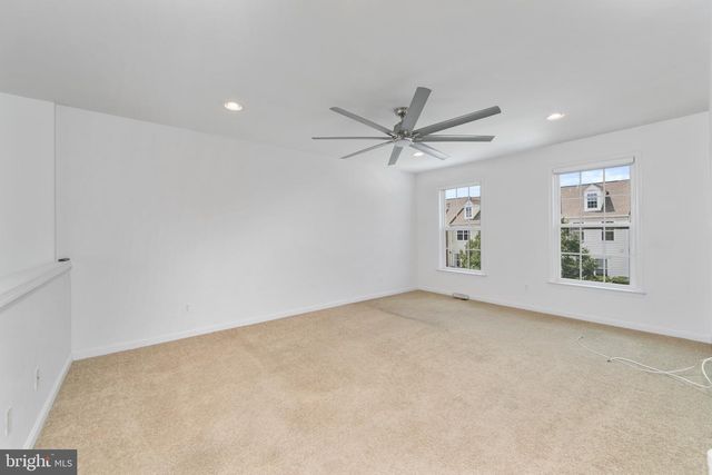 6 STOKES AVE, Voorhees, NJ 08043