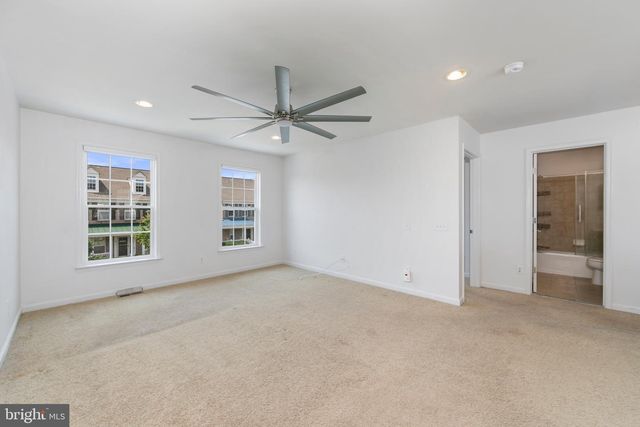 6 STOKES AVE, Voorhees, NJ 08043