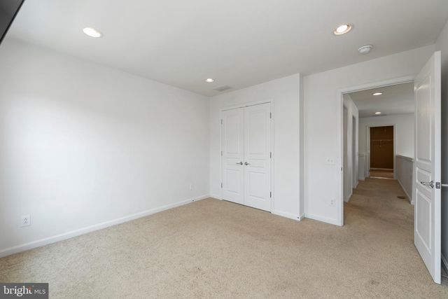 6 STOKES AVE, Voorhees, NJ 08043