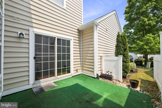 6 STOKES AVE, Voorhees, NJ 08043
