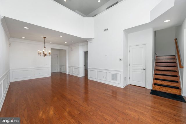 6 STOKES AVE, Voorhees, NJ 08043
